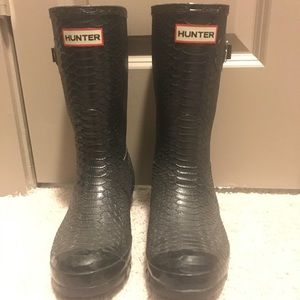 Hunter Carnaby Snakeskin Rainboots -Short